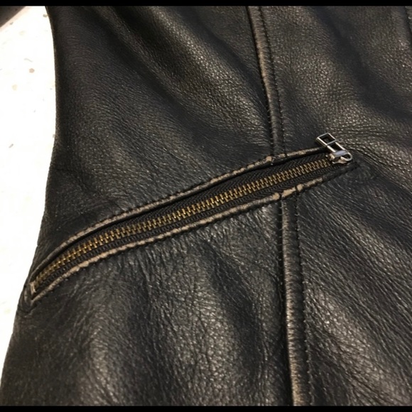 EUC Danier Moto Zip Up Leather Jacket - Picture 5 of 5
